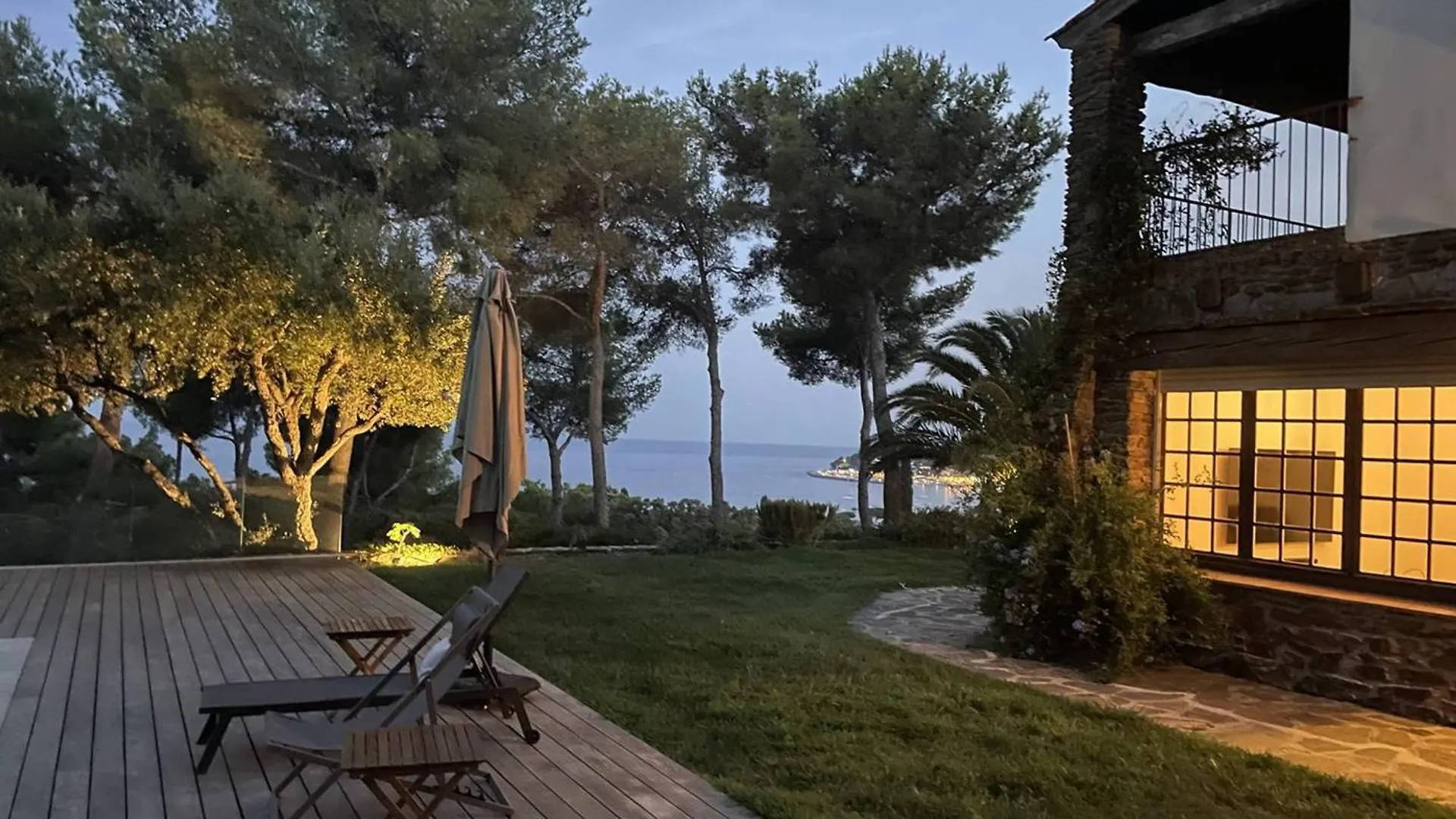 Villa A 600M De La Plage Avec Piscine, Clim Et Internet - Fr-1-726-41 Cavalaire-sur-Mer 0*,  Francja