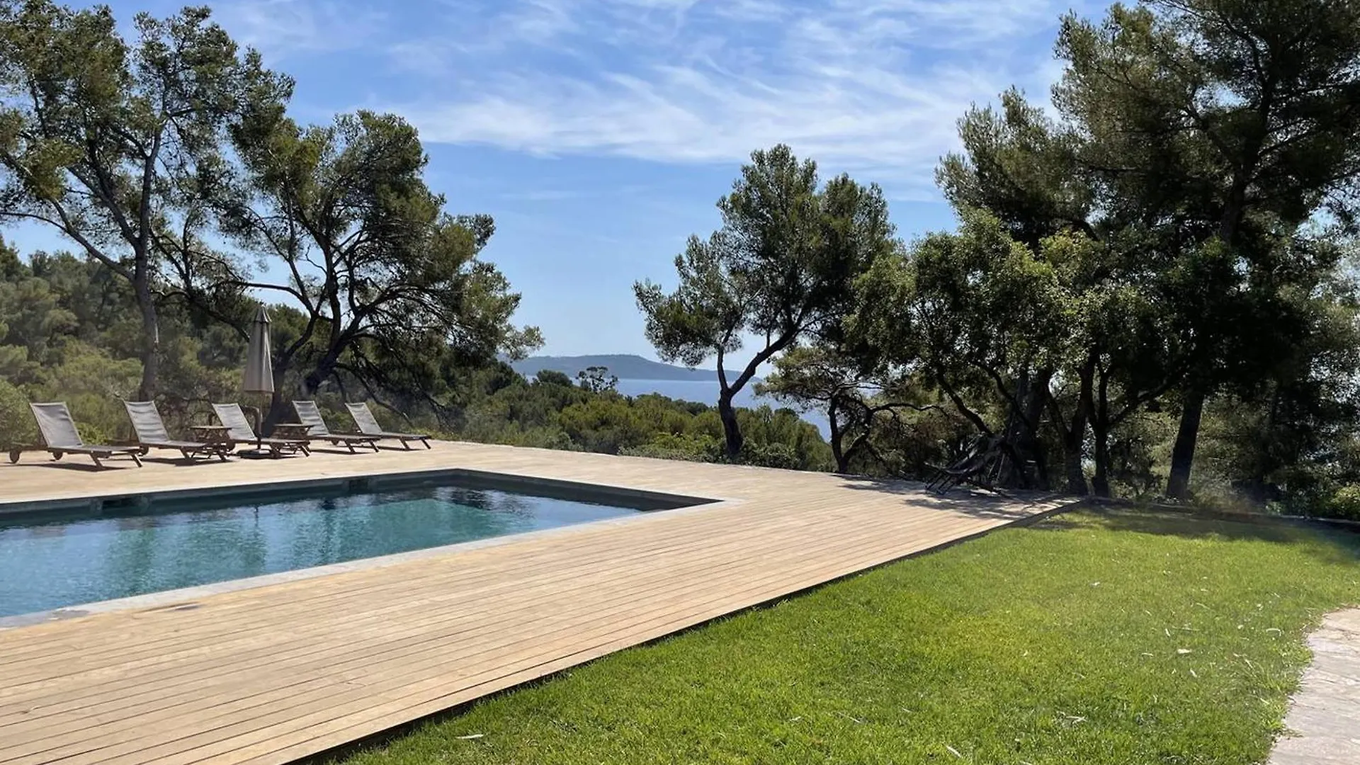 Villa A 600M De La Plage Avec Piscine, Clim Et Internet - Fr-1-726-41 Cavalaire-sur-Mer